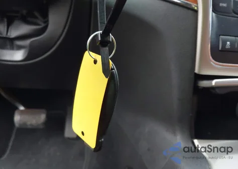 2012 Jeep Grand Cherokee Overland z USA, uszkodzony, nr VIN 1C4RJFCT2CC346681